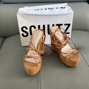 Schutz, Nude, platform, size 5.5